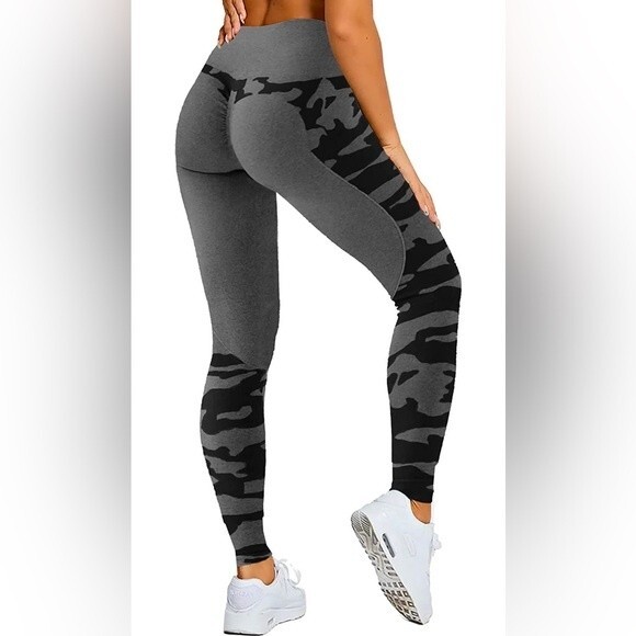 Maxxim Women's Booty Lifting Seamless Camouflage Pattern Workout Leggings Size L - Picture 3 of 6